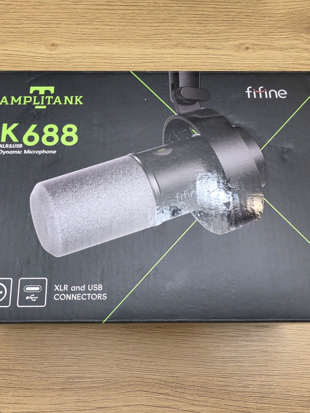 Fifine AmpliGame K688 XLR/USB Dynamic Microphone